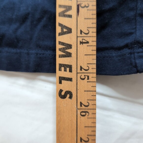 Tommy Hilfiger Men's Navy T-Shirt 3D Embossed Carpet Logo/Graphic Print, Size XS - Picture 7 of 7